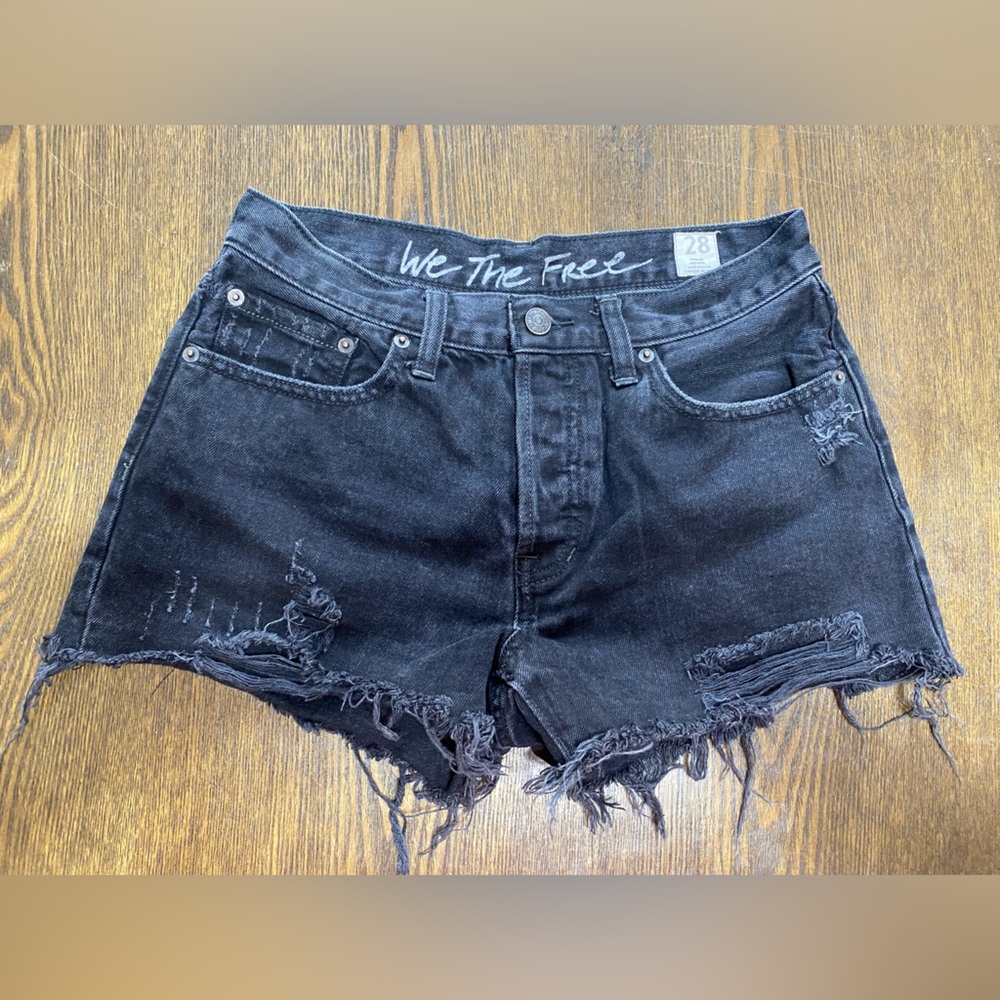 We The Free Black Distressed Mid Rise Shorts Size 28